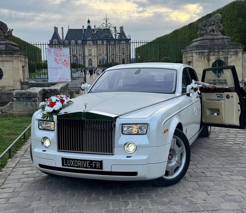 Transporte de lujo en lugar de boda tipo château