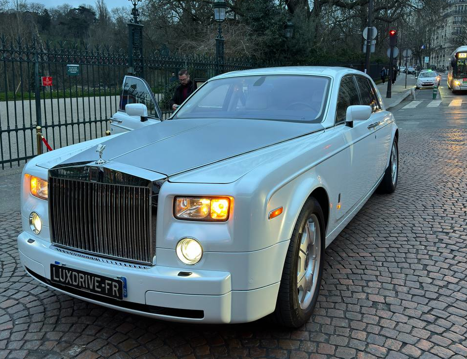 Luxury automobile protected with PPF